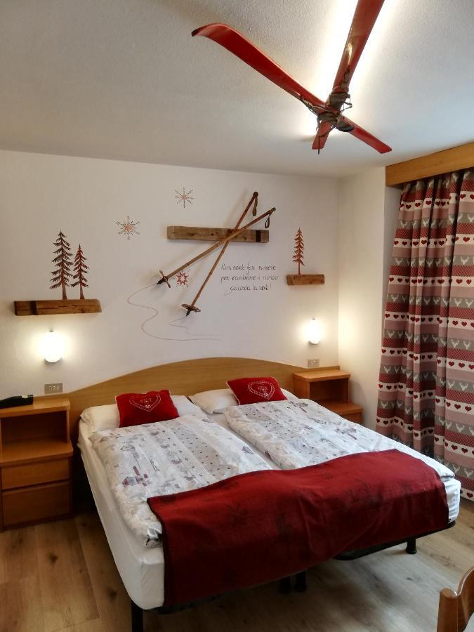 Hotel Aida Pozza di Fassa Esterno foto