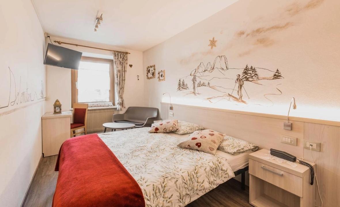 Hotel Aida Pozza di Fassa Esterno foto