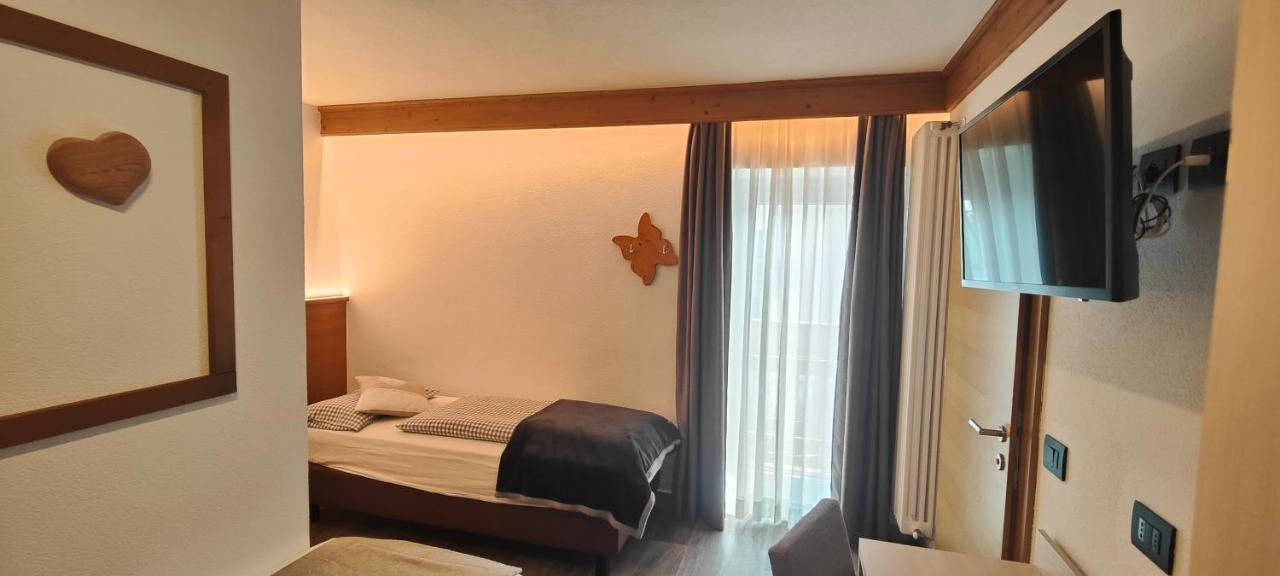 Hotel Aida Pozza di Fassa Esterno foto