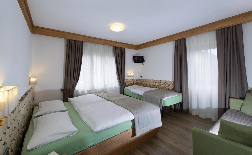 Hotel Aida Pozza di Fassa Esterno foto