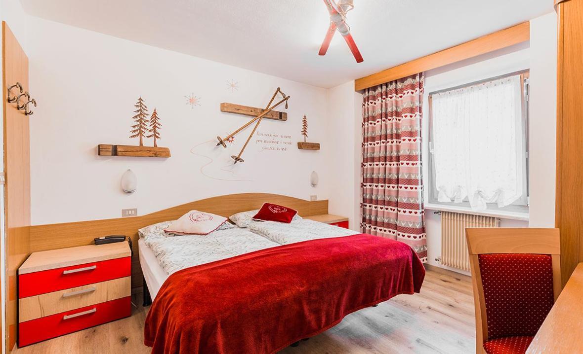 Hotel Aida Pozza di Fassa Esterno foto