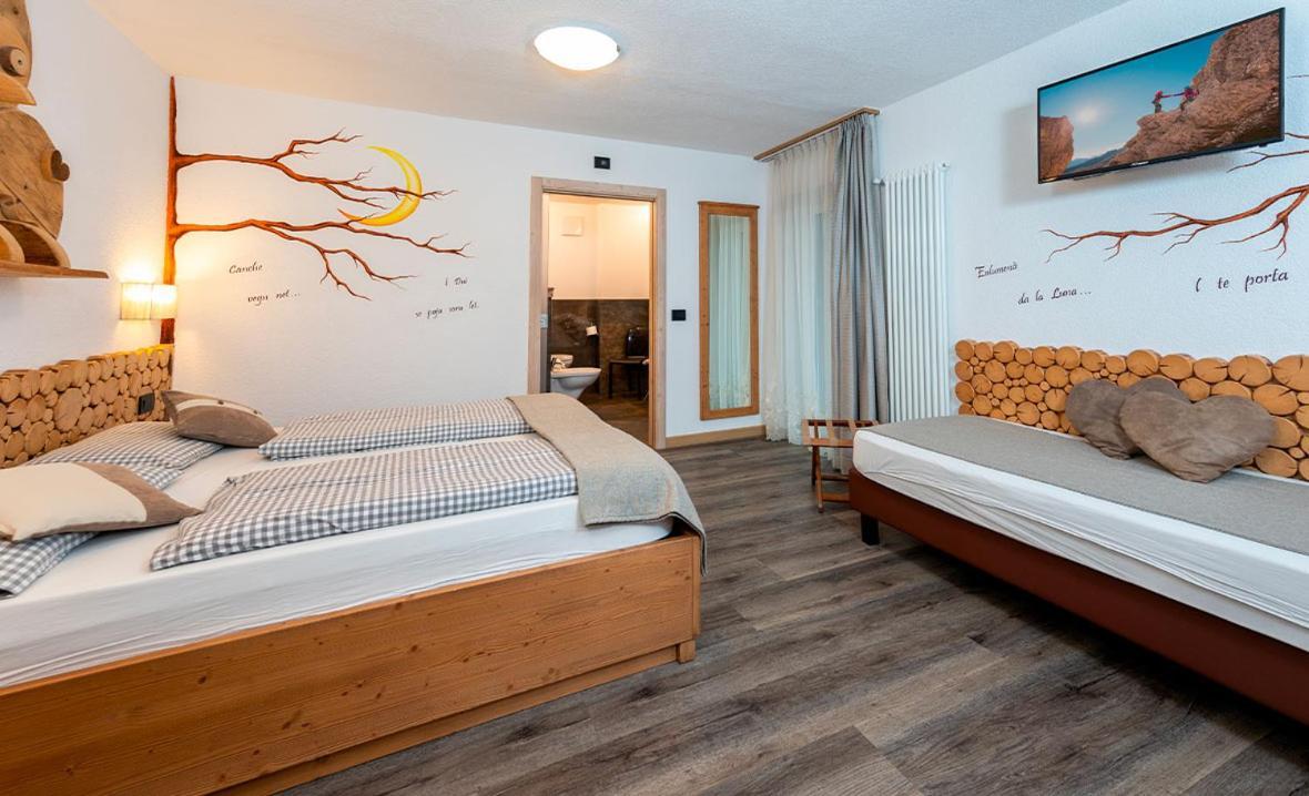 Hotel Aida Pozza di Fassa Esterno foto