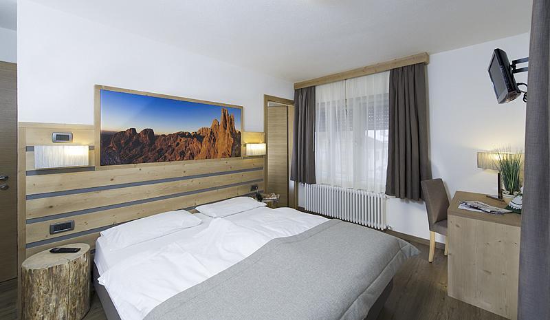 Hotel Aida Pozza di Fassa Esterno foto